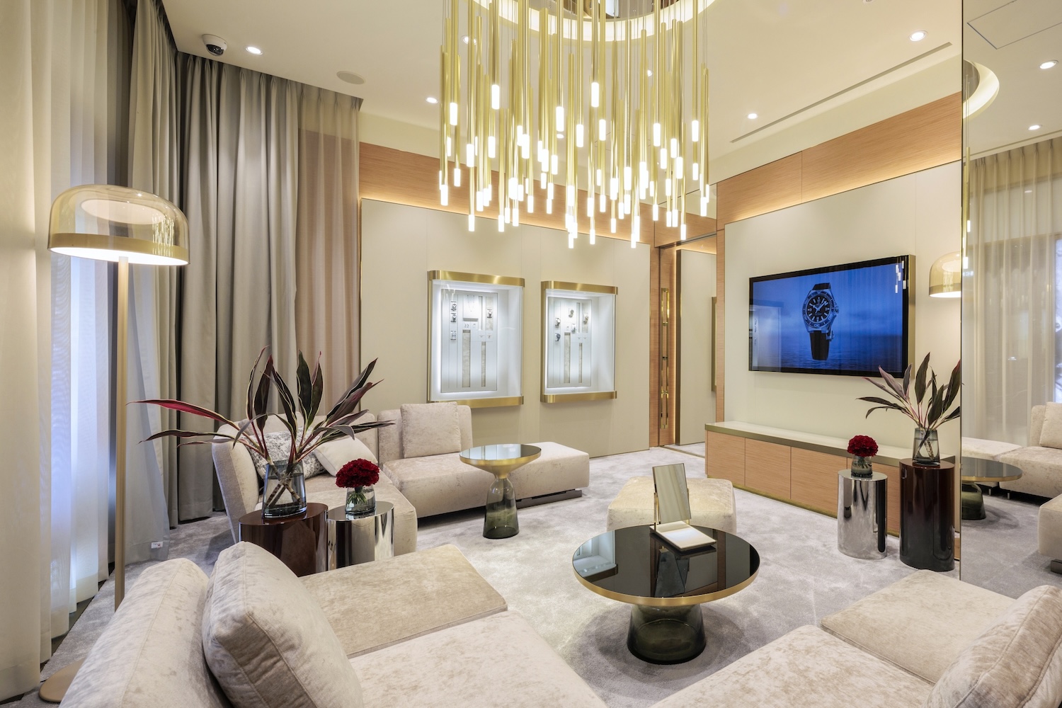 リニューアルオープンしたオメガブティック阪急うめだ本店