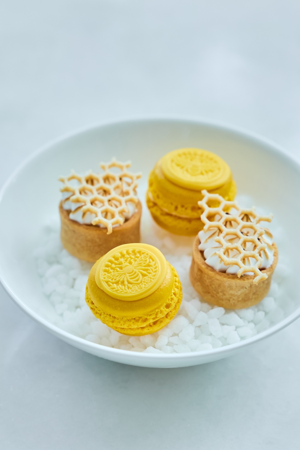 ザ・リッツ・カールトン東京とコラボした「ビー ドゥ ショーメ アフタヌーンティー」