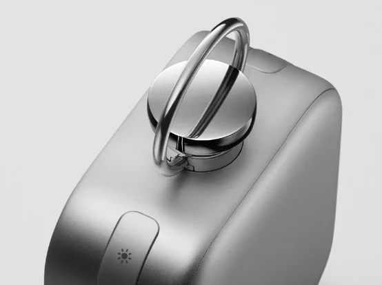 バルミューダの新製品「The Clock（ザ・クロック）」