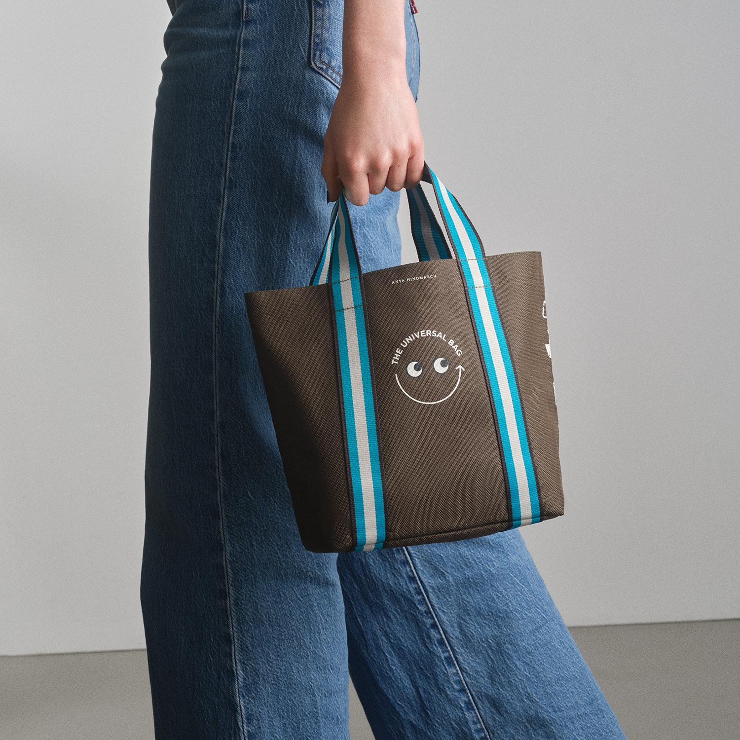 アニヤ・ハインドマーチの「Universal Bag」第2弾