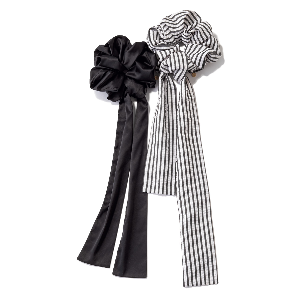 長めリボンのシュシュ