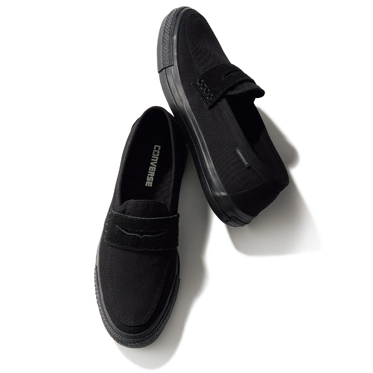 きれいめコーデにおすすめのコンバースのスニーカーローファー