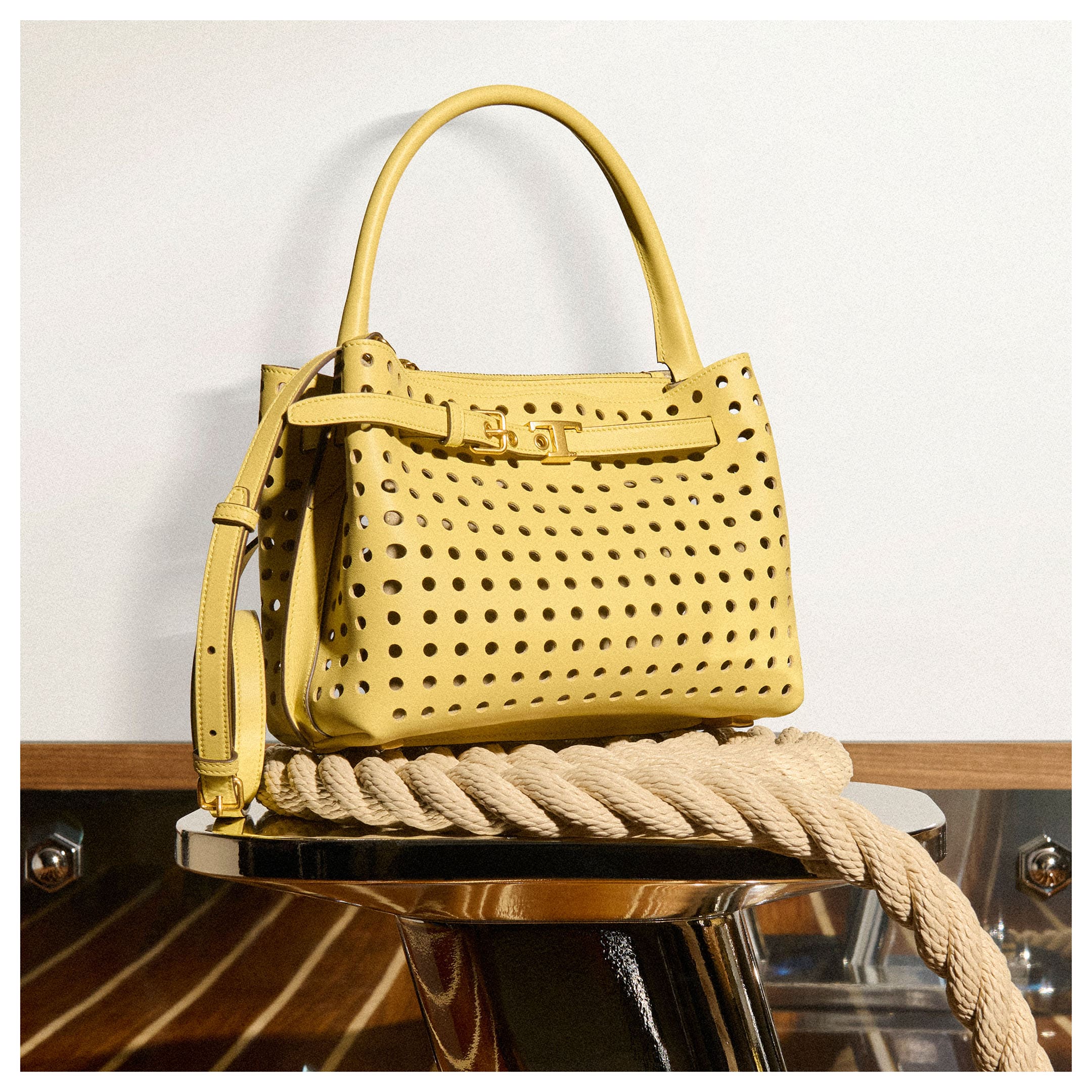 トッズのポップアップにて販売の日本限定カラー・先行発売アイテム