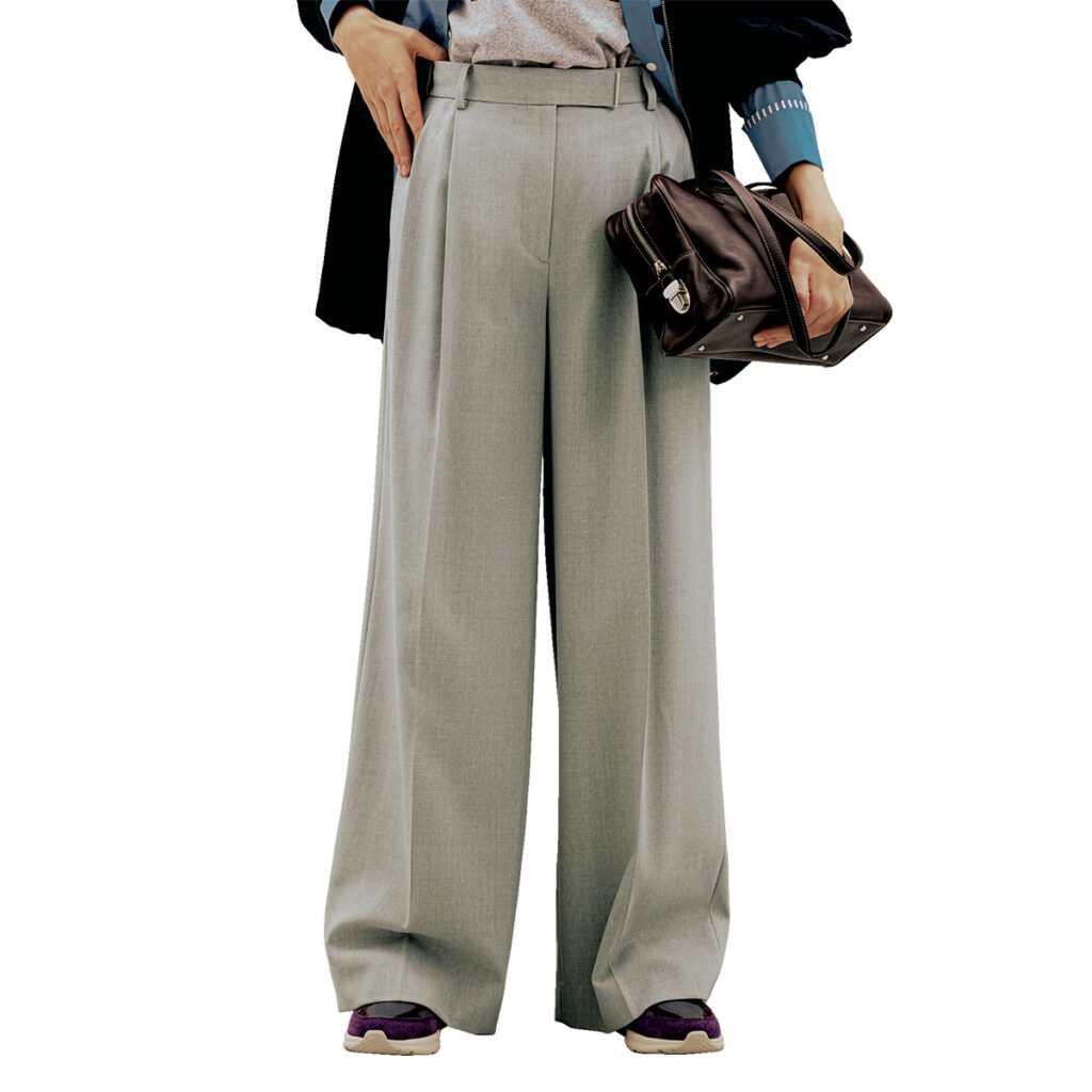 キレイめスラックス