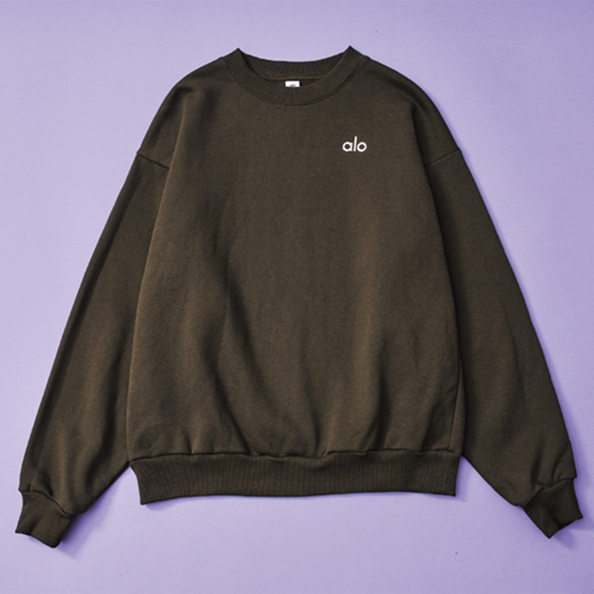 aloのスウェット