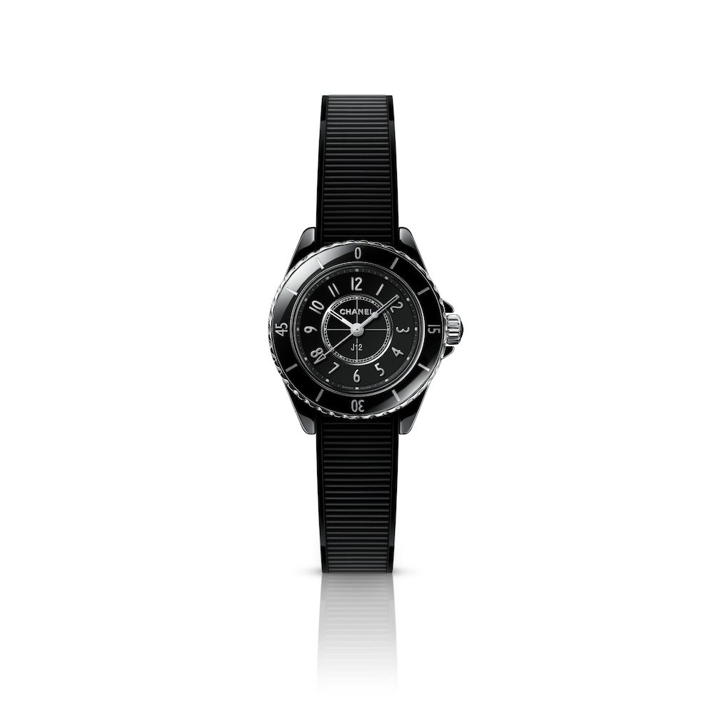 シャネルのアイコンウォッチ「J12」の新作