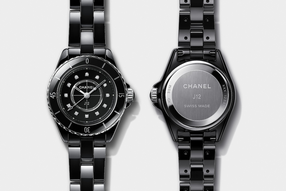 シャネルのアイコンウォッチ「J12」の新作「J12 28MM ダイヤモンドインデックス」