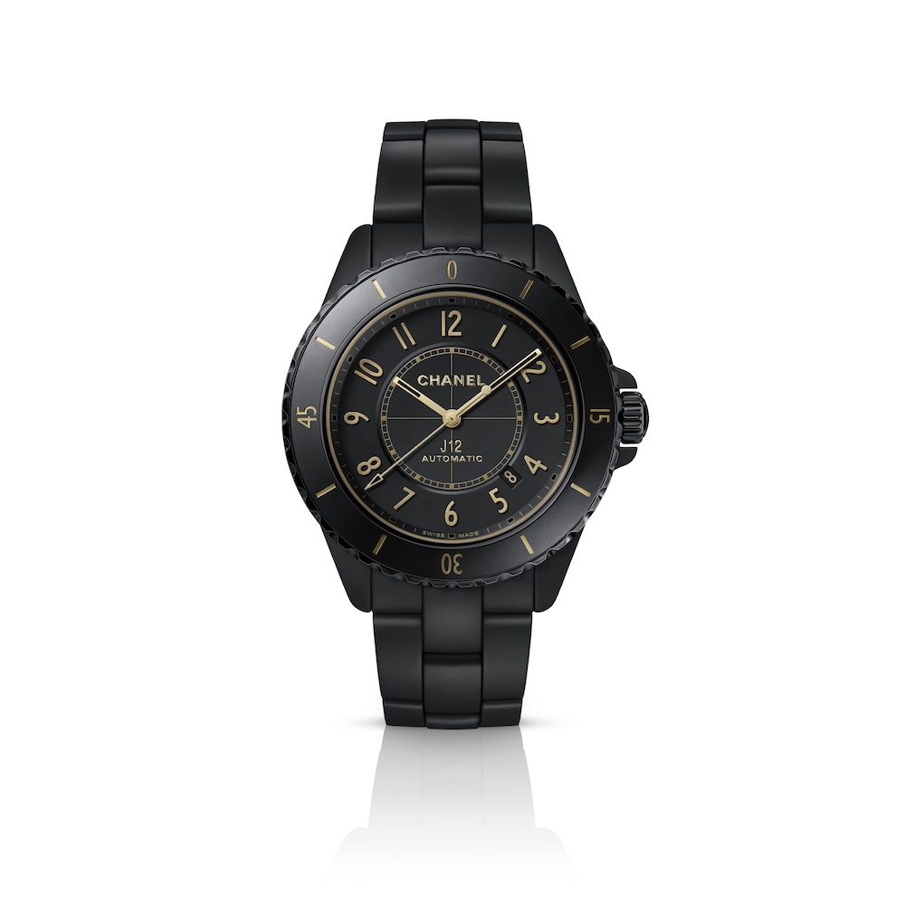 シャネルのアイコンウォッチ「J12」の新作