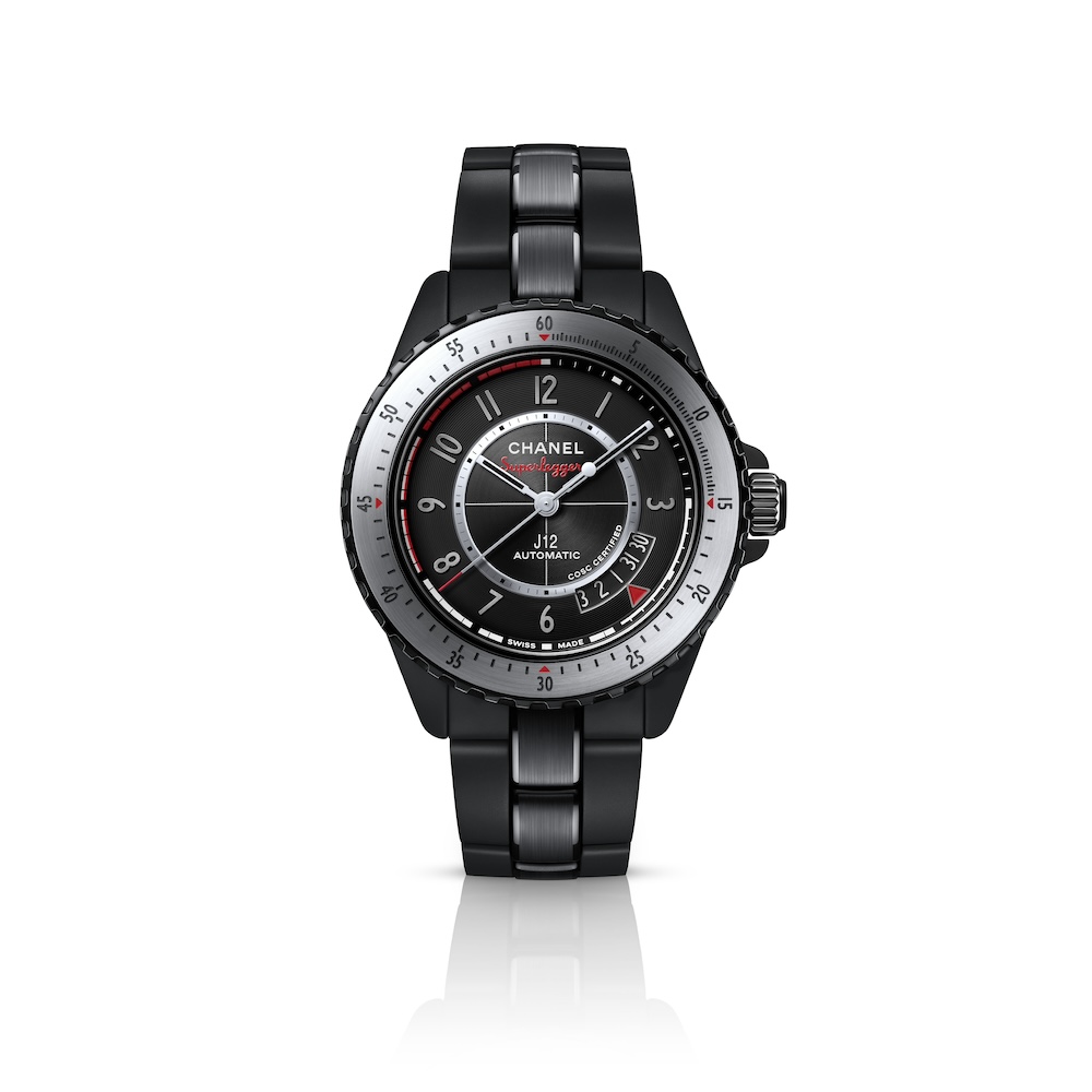 シャネルのアイコンウォッチ「J12」の新作「J12 SUPERLEGGERA キャリバー 12.1（42mm）」
