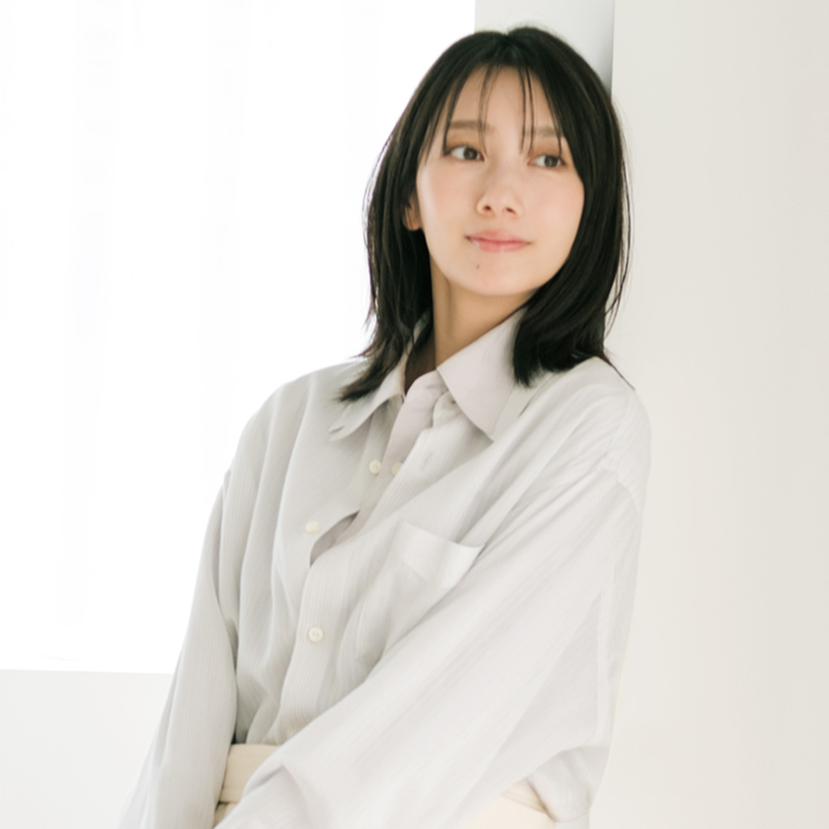 【愛犬写真あり】波瑠さんの自然体な美しさに憧れる！特別カット集