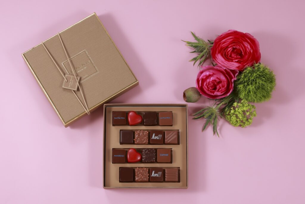 ジャン＝ポール・エヴァン　「母の日 コレクション 2026」　ボンボン ショコラ 16個 メルシー