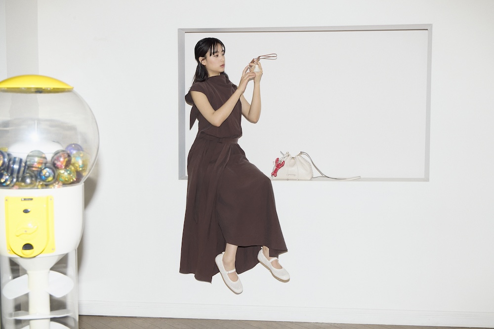 コールハーンの山本美月さんを起用したビジュアル