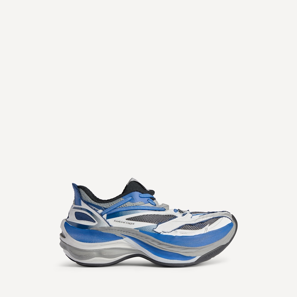 バレンシアガのJet Sneaker