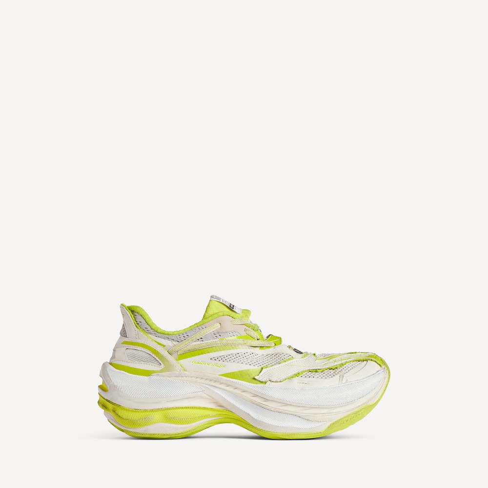 バレンシアガのJet Sneaker