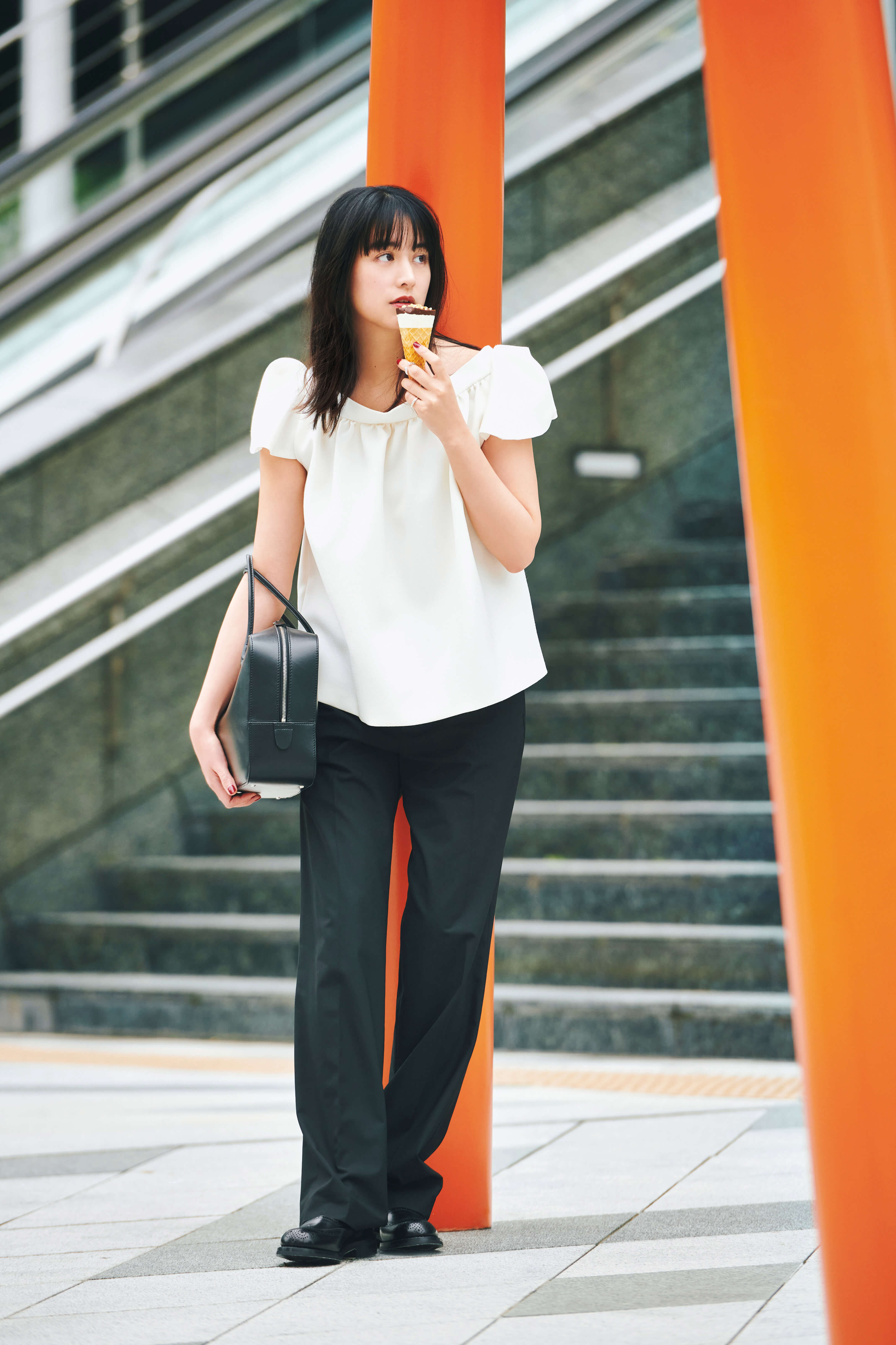 ZARA　スラックス　コーデ
