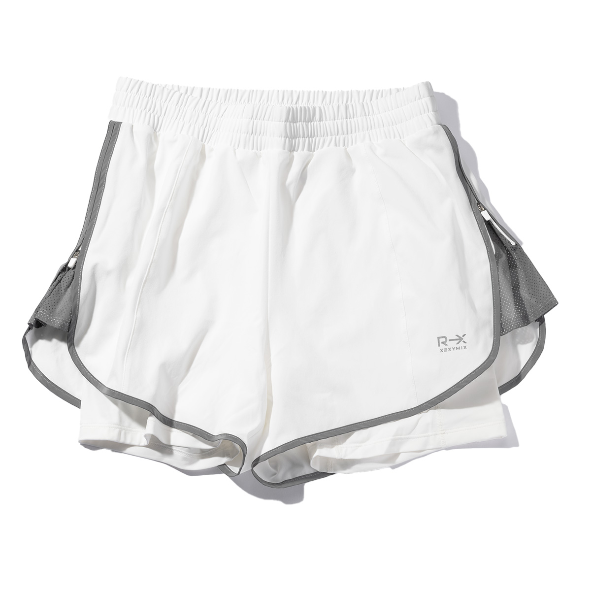 XEXYMIXのインナーショーツ付きショートパンツ
