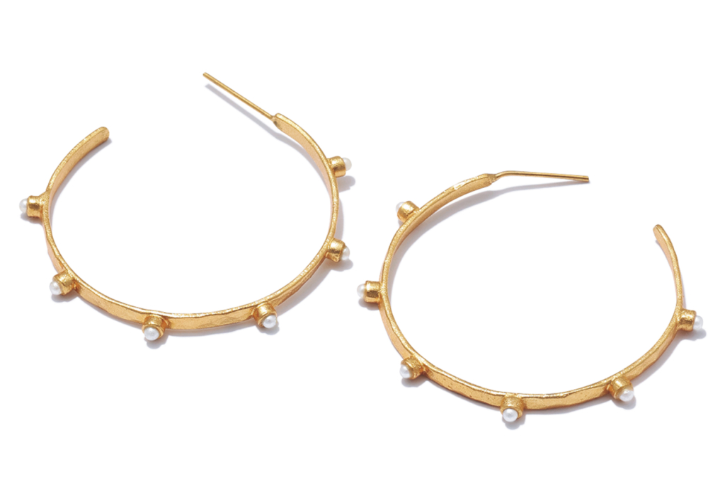 マナ ローザ ジュエルのフープピアス
