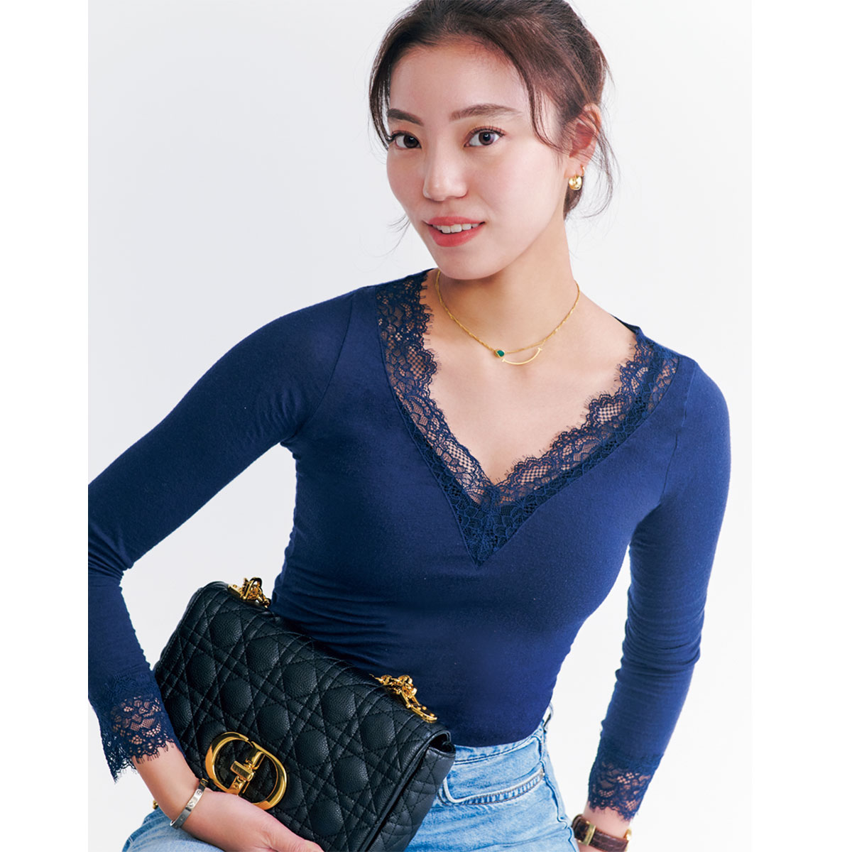 Intimissimiのレースインナーのコーデ