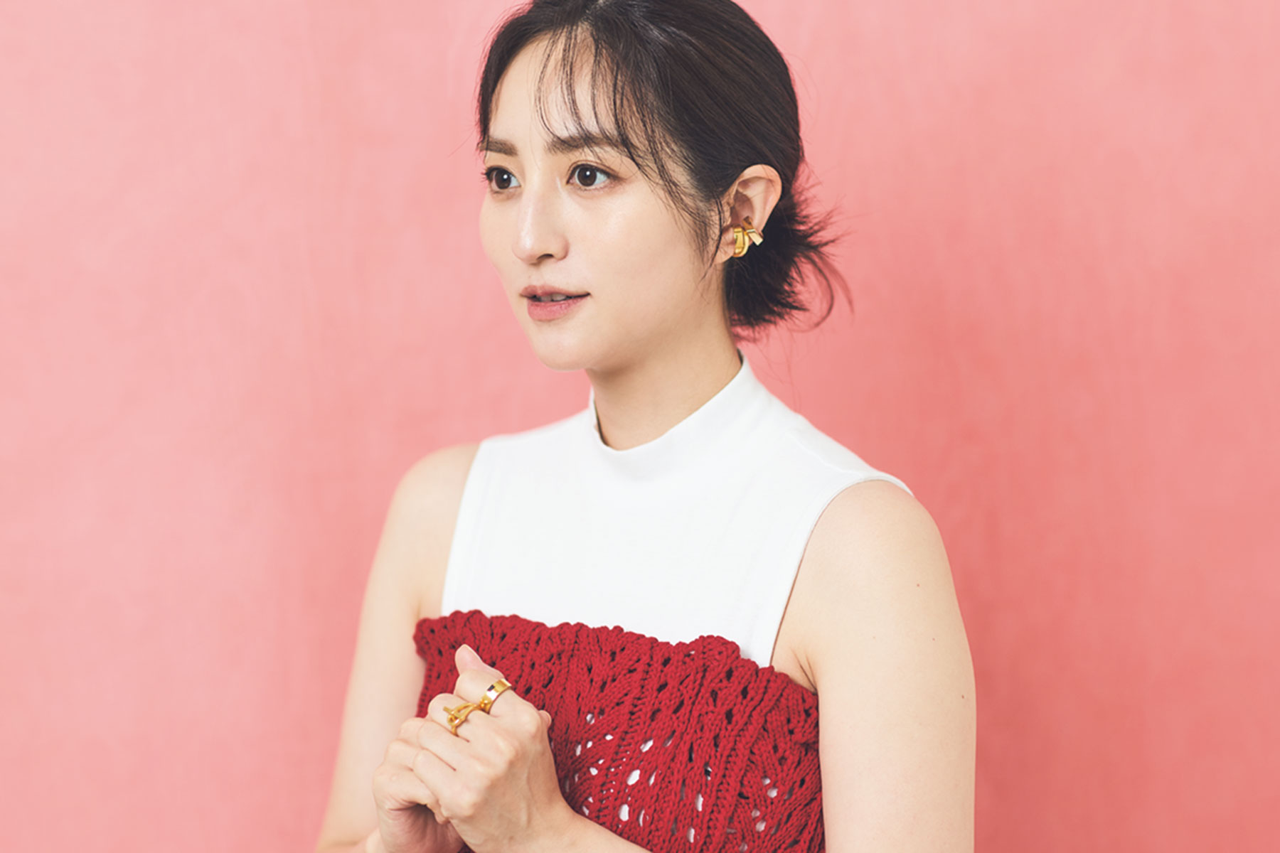 堀田茜さん