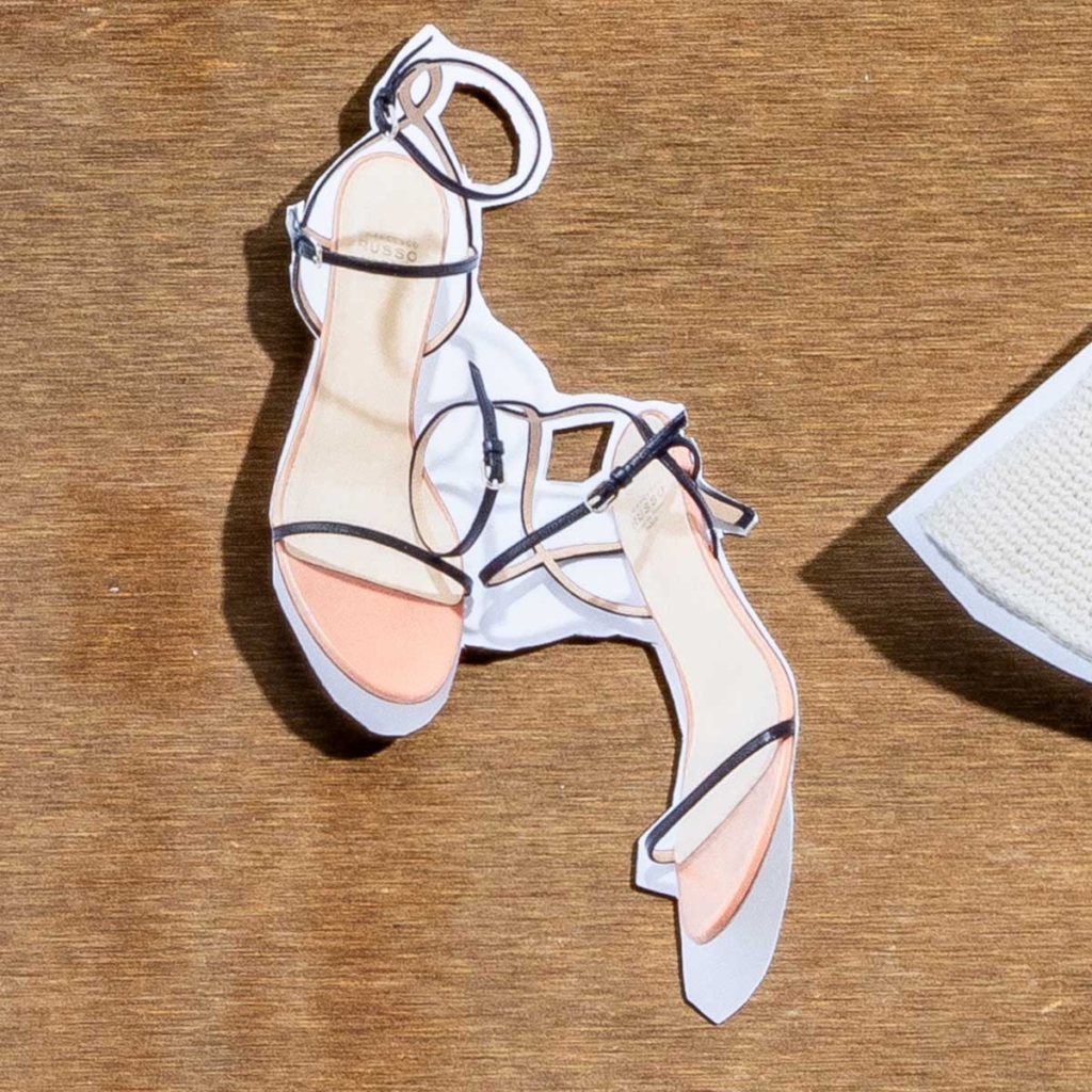 華奢サンダル
