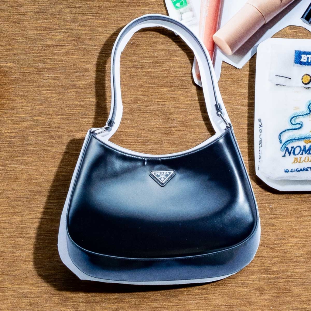 PRADAのバッグ