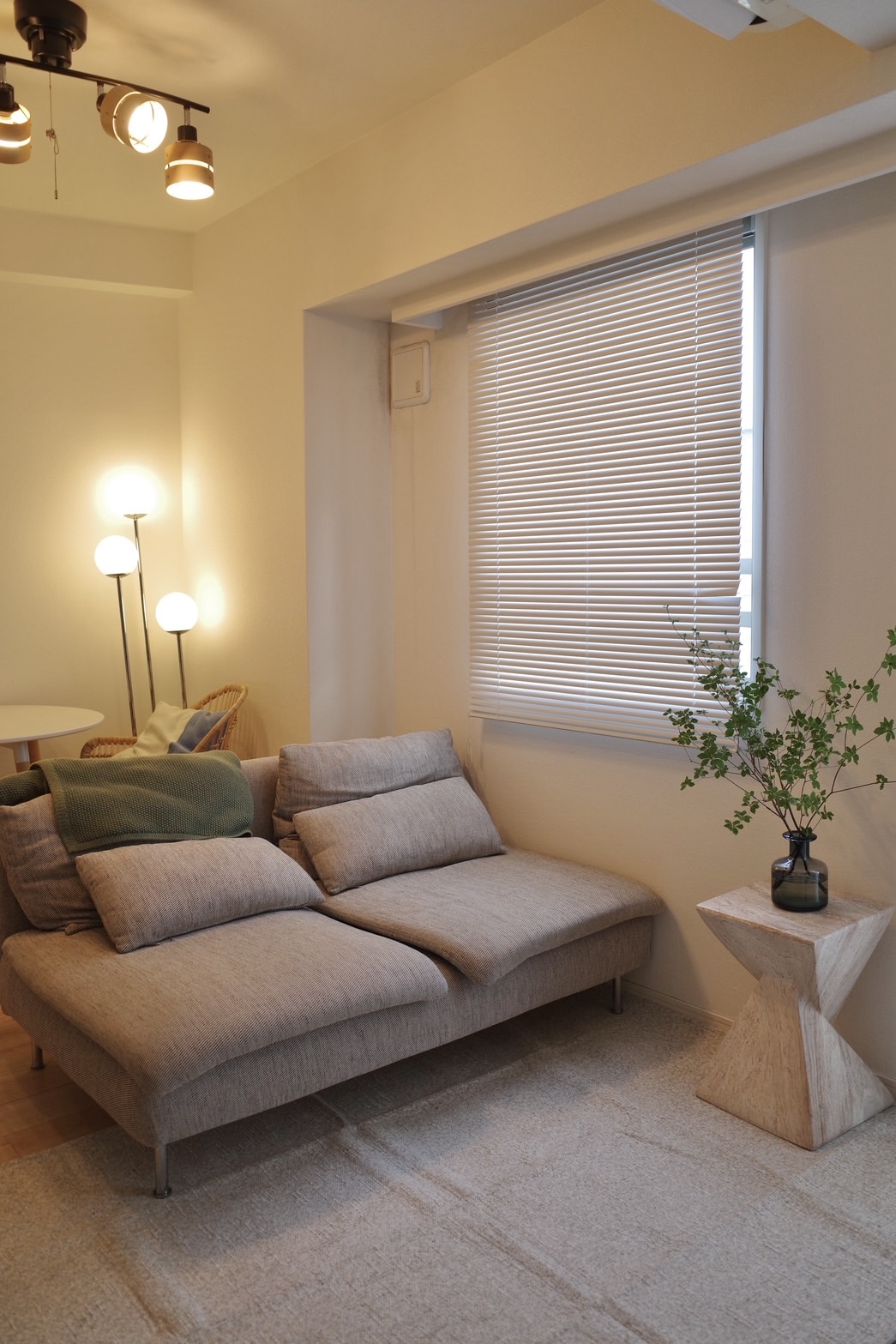 IKEAのソーデルハムンを置いた部屋の風景
